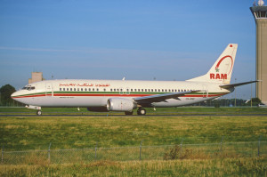 145bt - Royal Air Maroc Boeing 737-400; CN-RND@CDG;11.08.2001